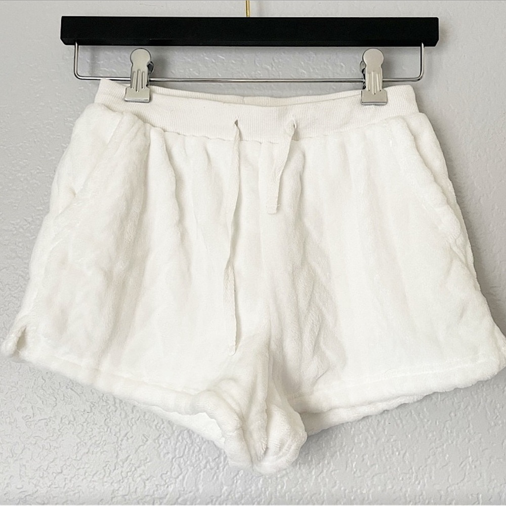 Cozy Cable Knit Fuzzy Fleece Shorts (Like New)